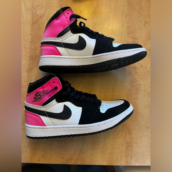 Retro High Valentine Jordan Air Jordan Retro Valentine's Day Girls